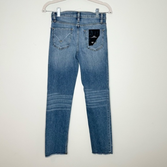 NWT HUDSON Midrise Nico Crop Straight Distressed Jean Size 24 - Picture 3 of 6